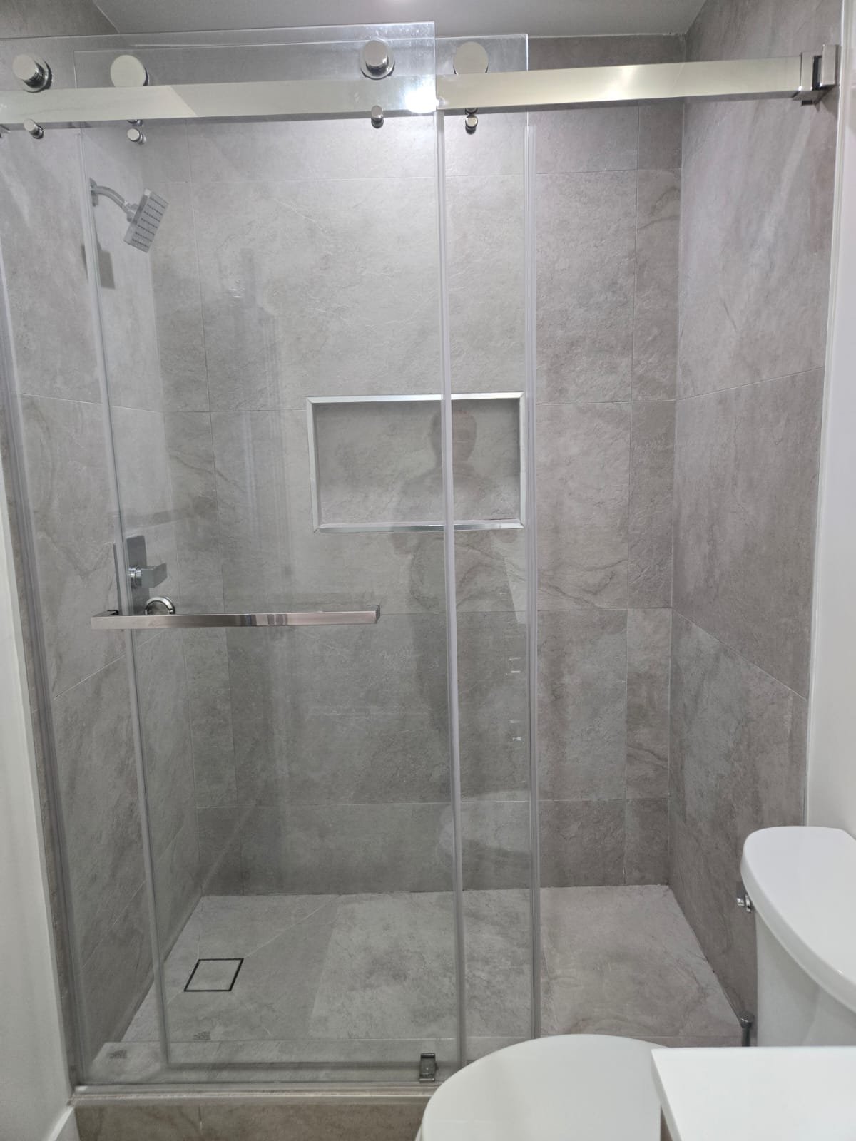 Remodeling and construction in Burbank CA by Ararat Builders Corp