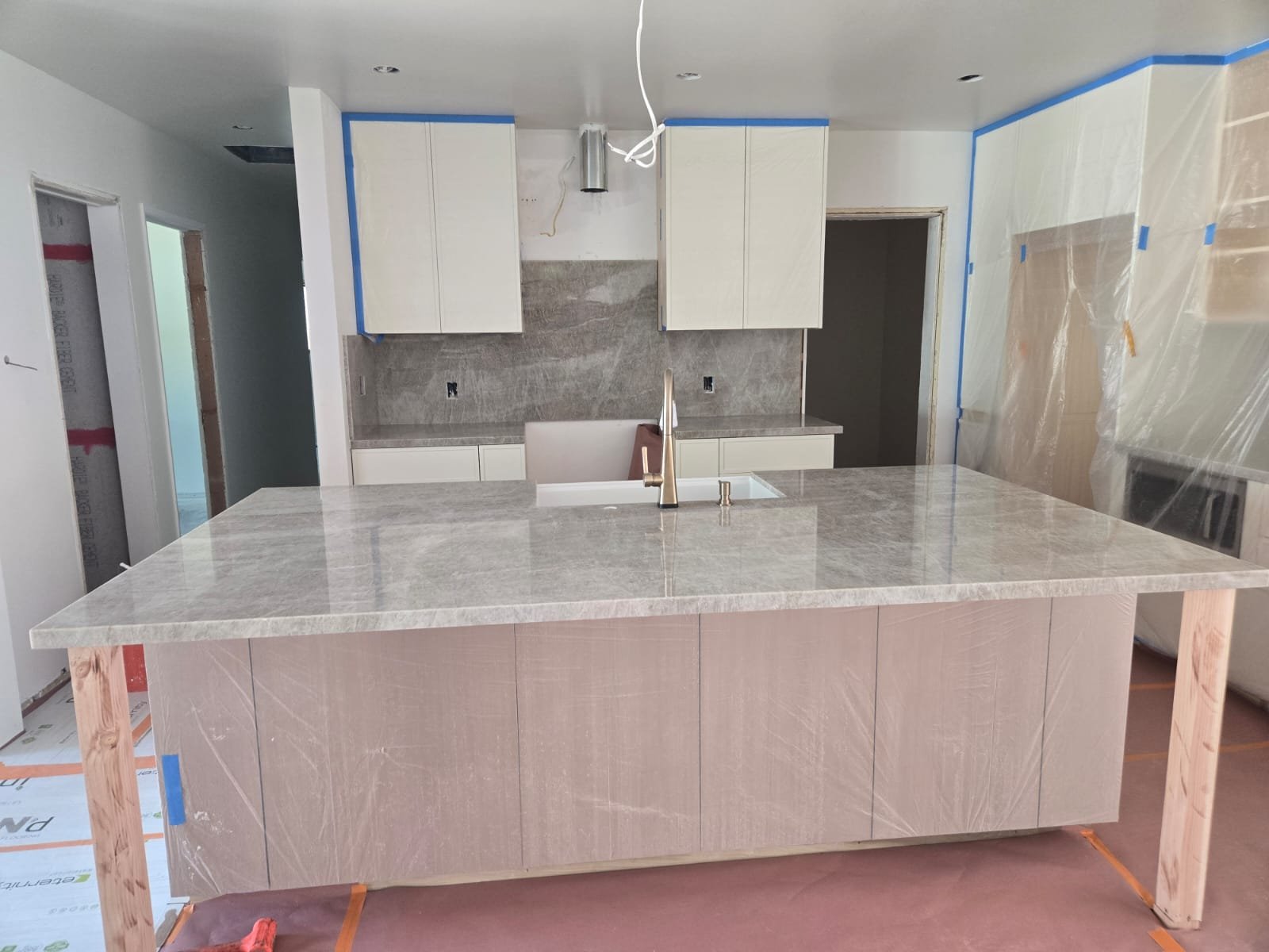 Architectural residential construction and custom kitchen island remodel in Los Angeles by Ararat Builders Corp