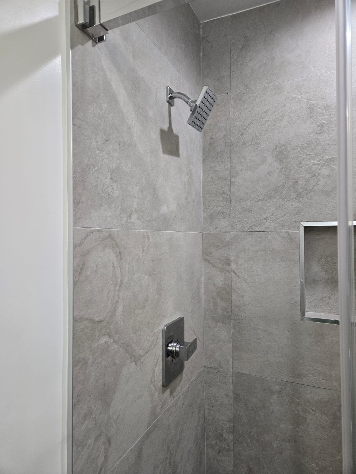 Construction and Luxury Bathrooms in Studio City CA by Ararat Builders Corp
